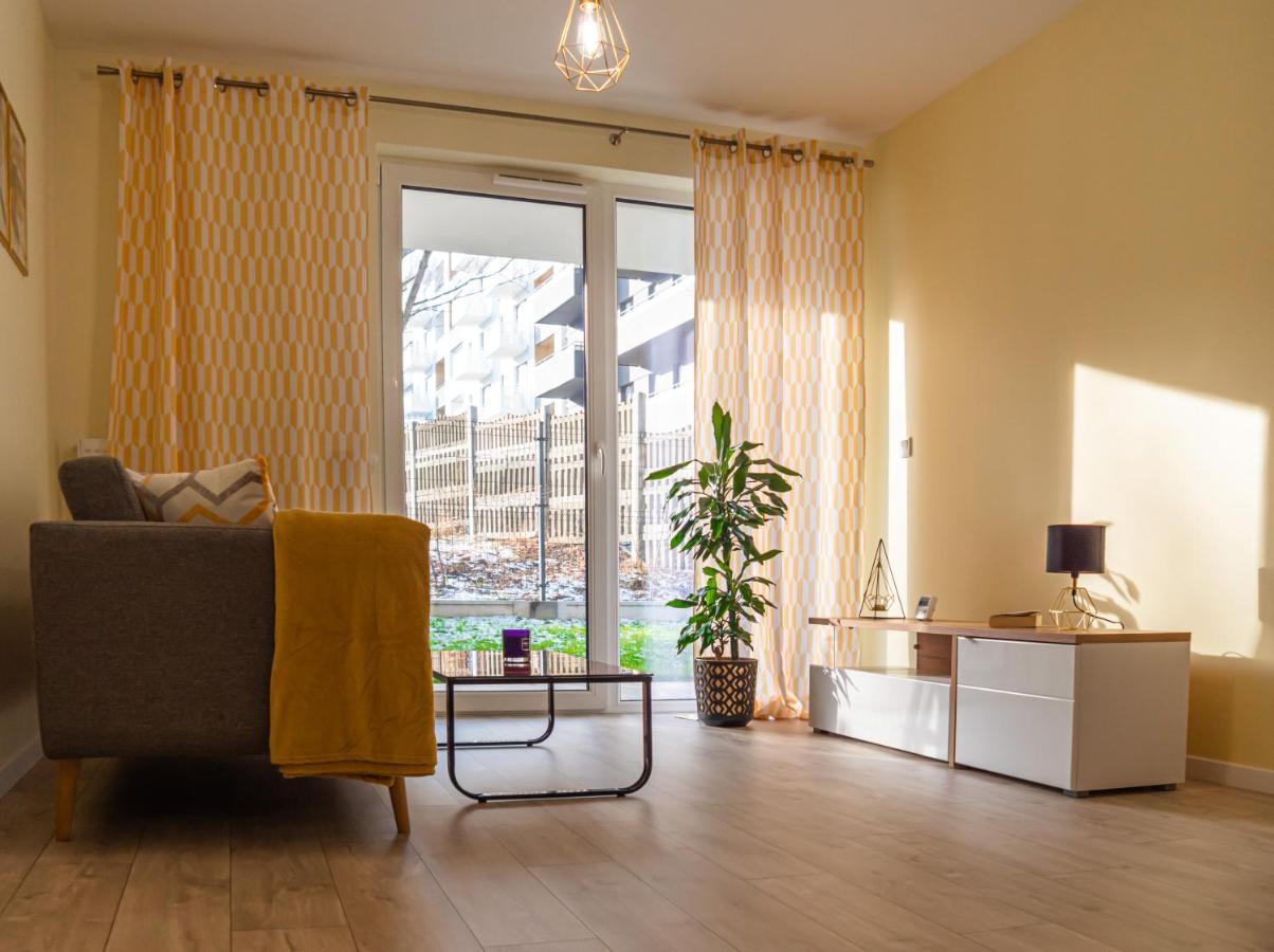 Przytulny Apartament Z Ogrodkiem Cracovie Extérieur photo